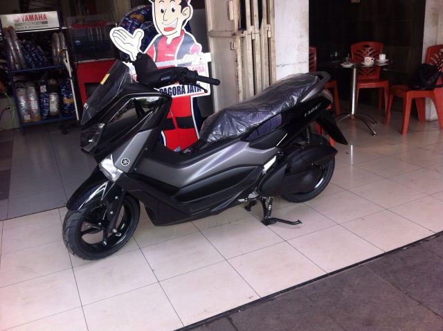 n-max-warna-baru-facelift-2017