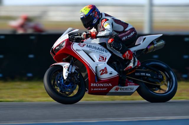 zaqhwan-zaidi-juara-arrc-super-spoert-600cc