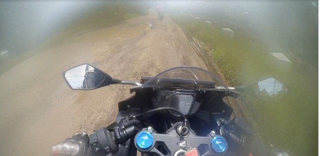 menguji-suspensi-cbr250rr