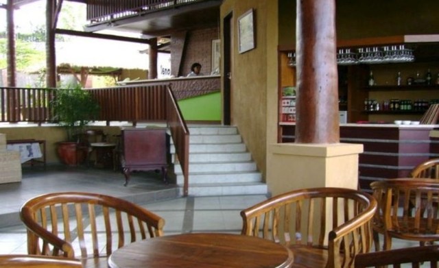 holel wisata tulungagung