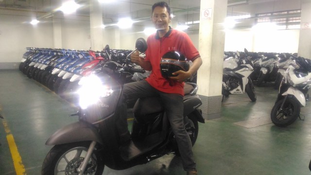 new scoopy stylish black brown A'A