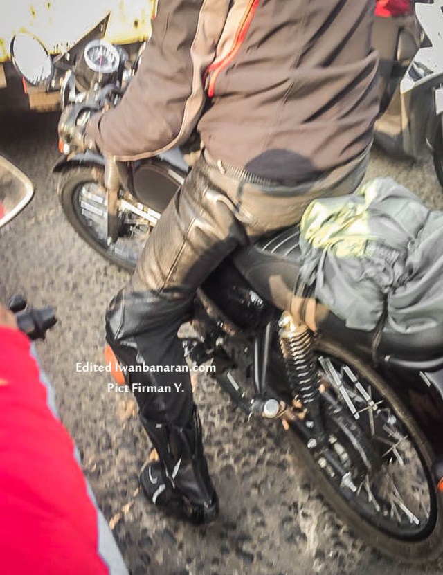 spyshot-Kawasaki-W175