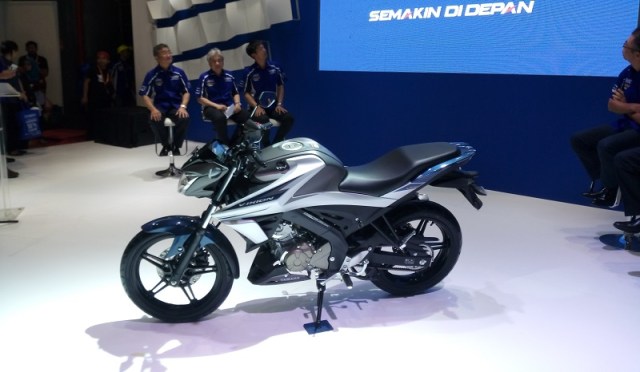 yamaha-v-ixion-baru