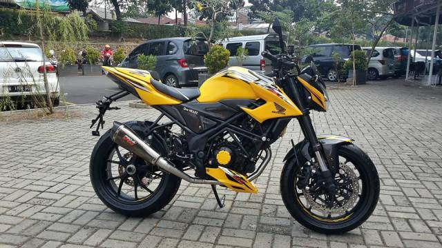 New-CB150R-kuning-bumble-bee